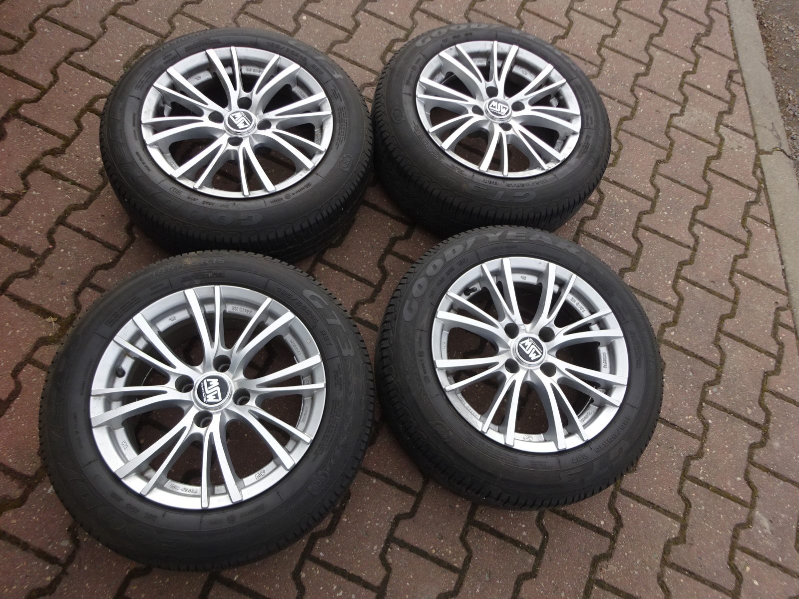 Citroen C4 EL.kola letní 185x65x15