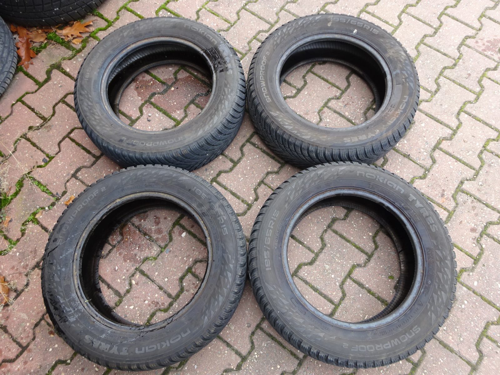 Nokian zimní pneu 185x65x15